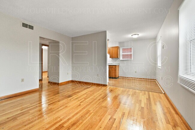 1705 Valley Forge Way in Louisville, KY - Building Photo - Building Photo