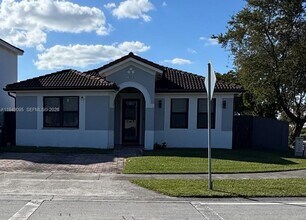 24204 SW 109th Path in Homestead, FL - Building Photo - Building Photo