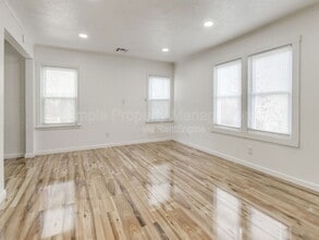 2238 NW 42nd St in Oklahoma City, OK - Building Photo - Building Photo