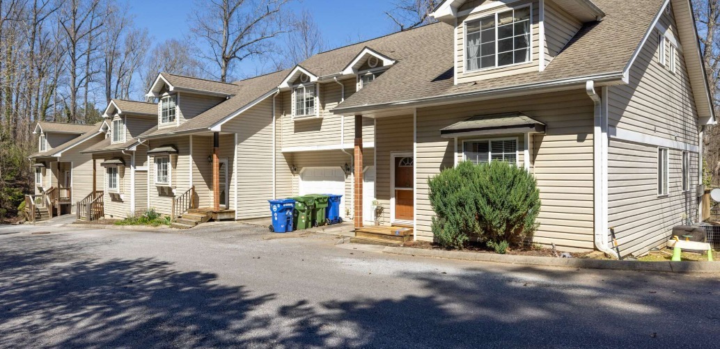 445 Sand Hill Rd in Asheville, NC - Building Photo