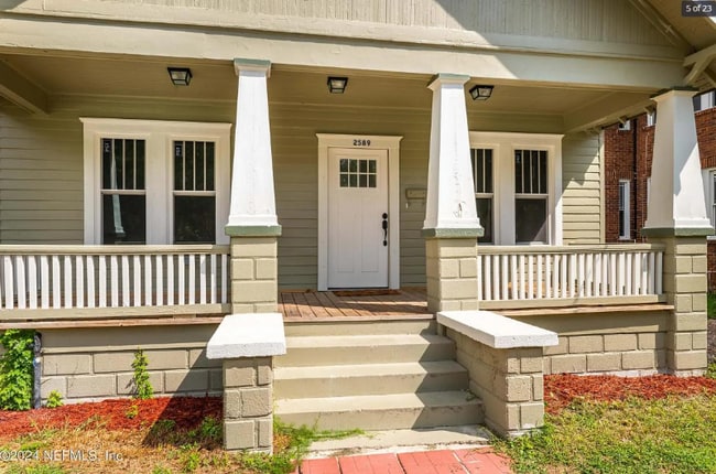 2589 Post St in Jacksonville, FL - Building Photo - Building Photo