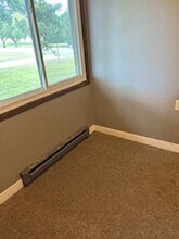 209 Estelle St in Dysart, IA - Building Photo - Building Photo
