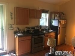 71 Crescent St-Unit -1st Fl in Yaphank, NY - Building Photo - Building Photo