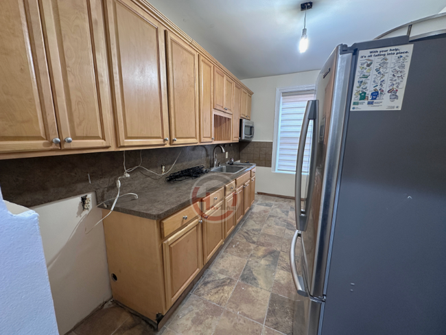 property at 1325 Boynton Ave