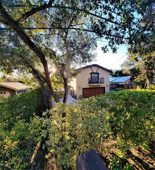 2177 Maricopa Hwy, Unit Apartment in Ojai, CA - Building Photo - Building Photo