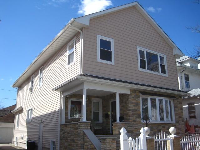 property at 132 W Market St
