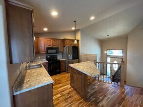 5512 South Culbert Avenue in Sioux Falls, SD - Foto de edificio - Building Photo