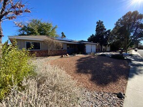 2828 Indiana St NE in Albuquerque, NM - Building Photo - Building Photo