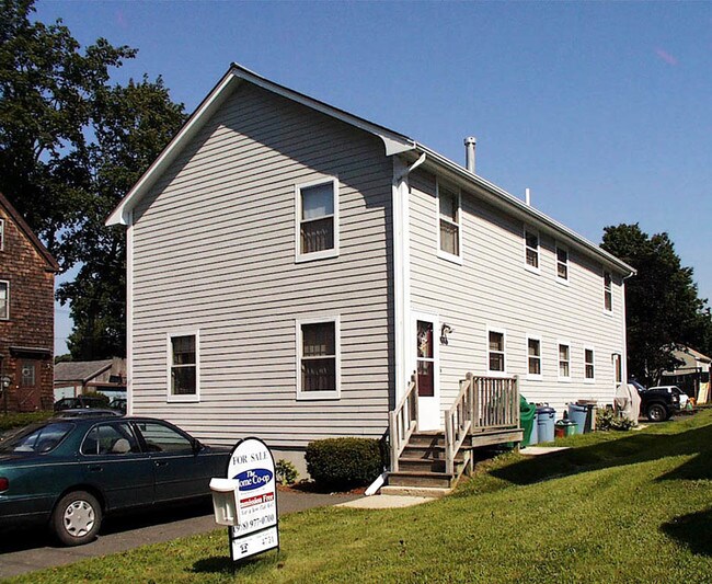 107 Holten St in Danvers, MA - Building Photo - Other