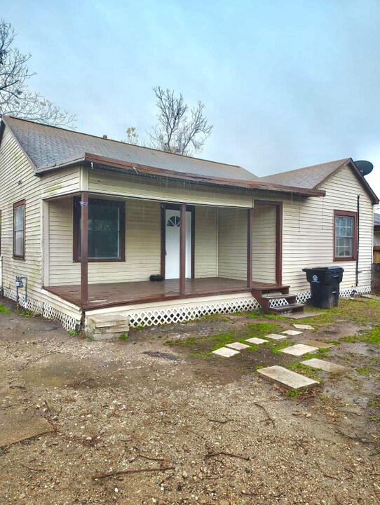 7716 Appleton St in Houston, TX - Building Photo
