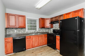 6281 Denny Ln SW in Mableton, GA - Building Photo - Building Photo