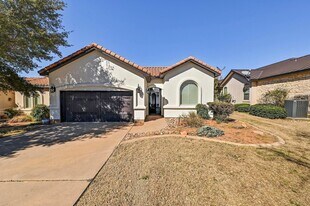 512 Faultline Dr in Horseshoe Bay, TX - Building Photo