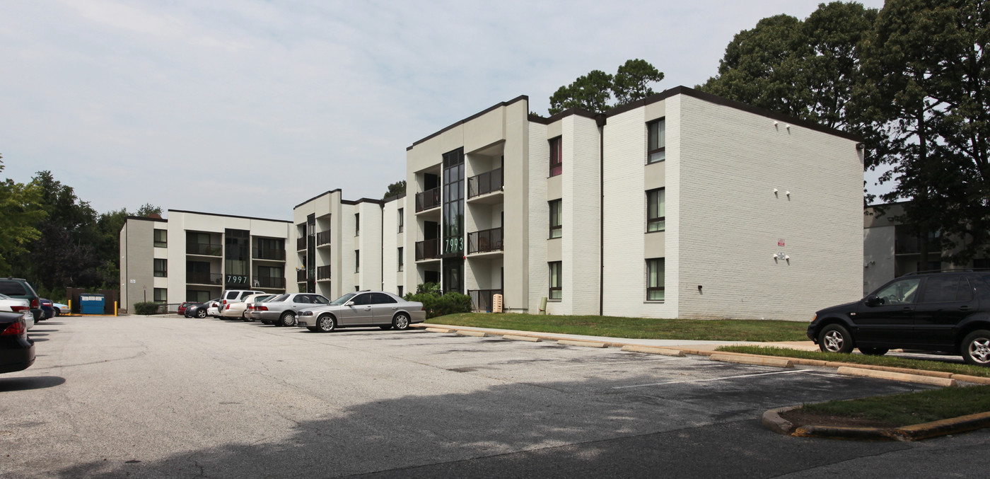 Glenview Garden Apartments in Glen Burnie, MD - Building Photo