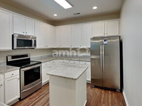 107 Fleishhacker Pl in Mooresville, NC - Building Photo - Building Photo
