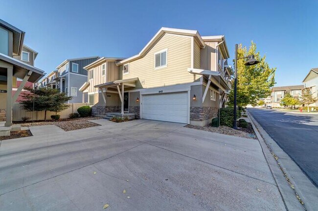 845 Cannara Way in Midvale, UT - Building Photo - Building Photo