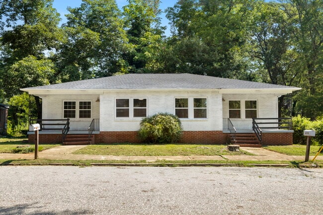 609 Salem St, Unit A