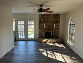 2617 Ashglen Dr in Garland, TX - Building Photo - Building Photo