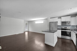 321 Central Park Ave in Bethlehem, PA - Building Photo - Building Photo