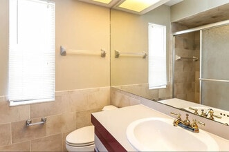 7317 Bramblewood Dr in Port Richey, FL - Building Photo - Building Photo