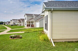 Meadowview Estates (Brookwood 60 LDHA, LLC) in Saginaw, MI - Building Photo
