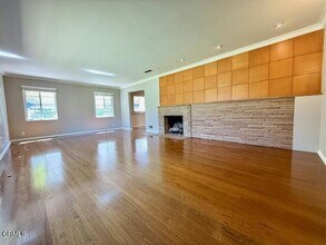 2175 N Holliston Ave in Altadena, CA - Building Photo - Building Photo