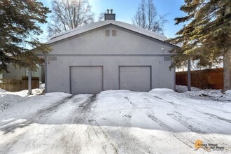 2606 W 30th Ave in Anchorage, AK - Building Photo - Building Photo