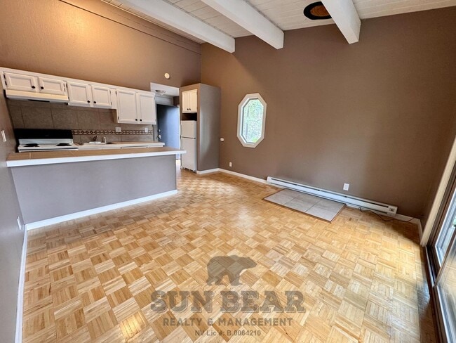 property at 751 Tahoe Blvd