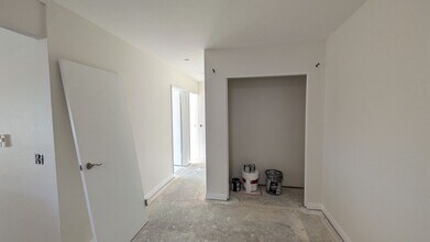 830 W Lincoln Ave in Escondido, CA - Building Photo - Building Photo