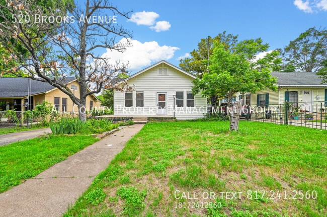 520 Brooks Ave in Dallas, TX - Building Photo - Building Photo