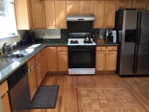 2733 NE 94th St in Seattle, WA - Building Photo - Building Photo