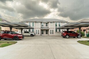 9 W Fig Ave in Pharr, TX - Building Photo