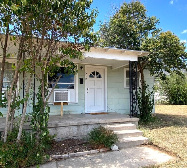 property at 515 S Monroe St