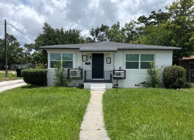 875 21st Ave S in St. Petersburg, FL - Building Photo