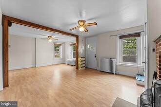 158 W Butler Ave in New Britain, PA - Building Photo - Building Photo
