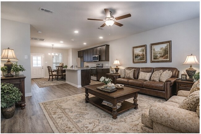 5608 McLanahan Ln in Crowley, TX - Building Photo - Building Photo