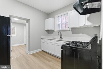 6433 Vine St in Philadelphia, PA - Building Photo - Building Photo