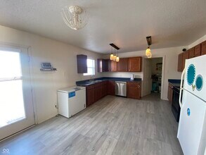 12824 E 131st St in Fishers, IN - Building Photo - Building Photo