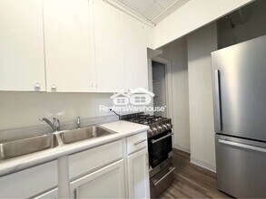 3612 Ingersoll Ave in Des Moines, IA - Building Photo - Building Photo
