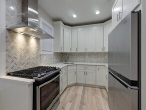 314       3rd St in Union City, NJ - Building Photo - Building Photo