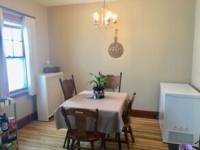 908 E 4th St in Duluth, MN - Building Photo - Building Photo