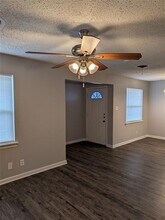 5325 Hensley Dr in Fort Worth, TX - Building Photo - Building Photo