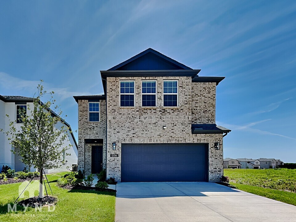 1336 Middlebrook Dr in Forney, TX - Building Photo