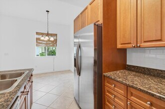 518 N Federal Hwy in Lake Worth Beach, FL - Building Photo - Building Photo