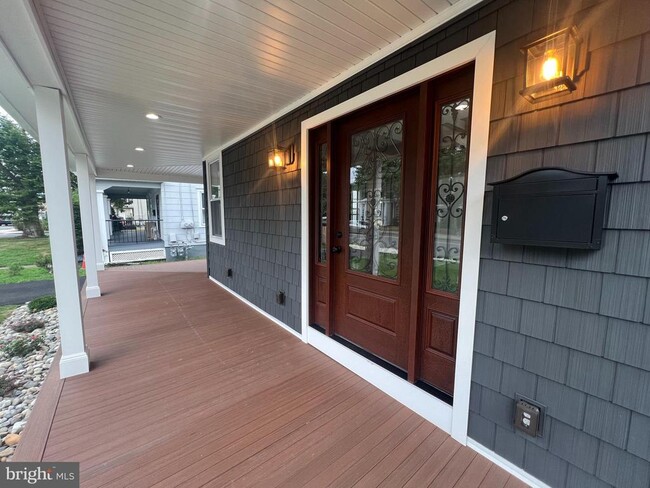 2633 Nottingham Way in Hamilton Township, NJ - Building Photo - Building Photo