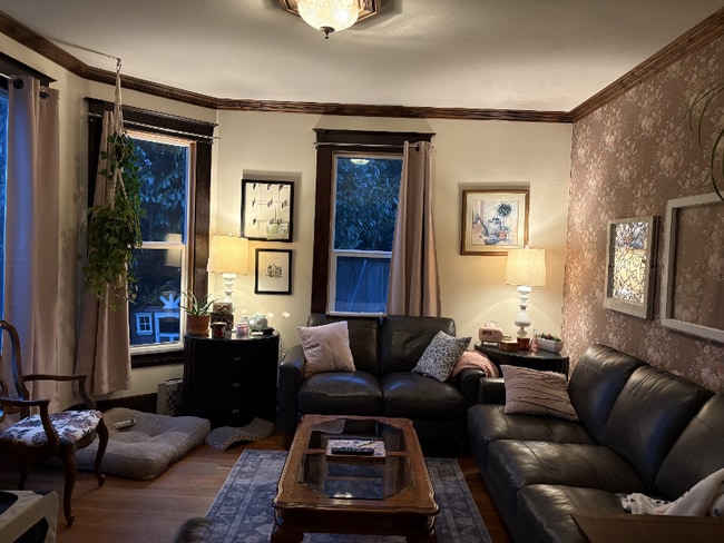 221 Eldredge Ave SW in Orting, WA - Building Photo - Building Photo