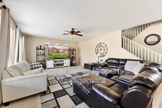 10600 W Alex Ave in Peoria, AZ - Foto de edificio - Building Photo