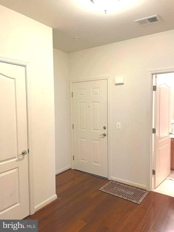 7401 Travertine Dr in Baltimore, MD - Building Photo - Building Photo