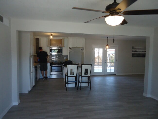 1429 S Roberts Rd, Unit 1429 S Roberts Road in Tempe, AZ - Building Photo - Building Photo