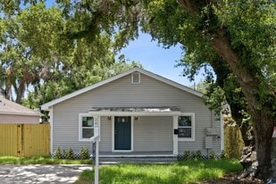 2415 E 20th Ave in Tampa, FL - Building Photo