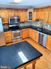 9575 Donnan Castle Ct in Laurel, MD - Building Photo - Building Photo